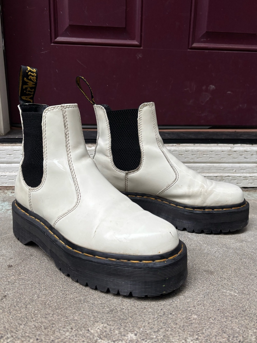 Dr Martens 2976 quad Chelsea boots white